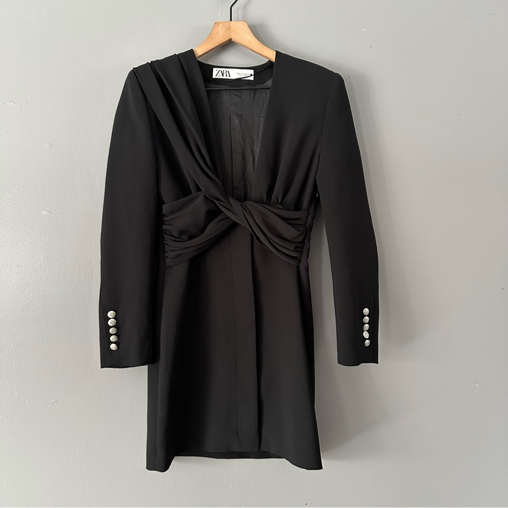 Elegant Black Dress with Pearl Button Detail